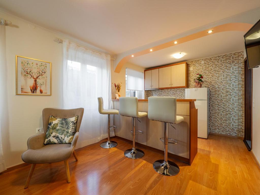 Nefertiti Suite Corfu  Luaran gambar
